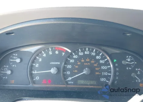 2006 Toyota Sequoia Sr5 V8 from USA, damaged, VIN 5TDZT34A46S277520